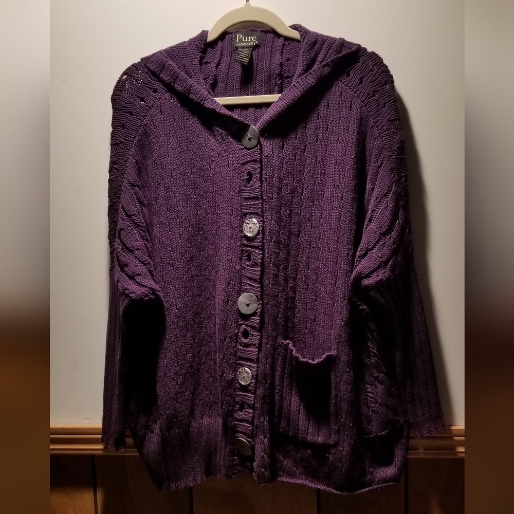 šš„HOST PICKš„Pure Handknit brand button up cardigan with hood - Picture 4 of 9